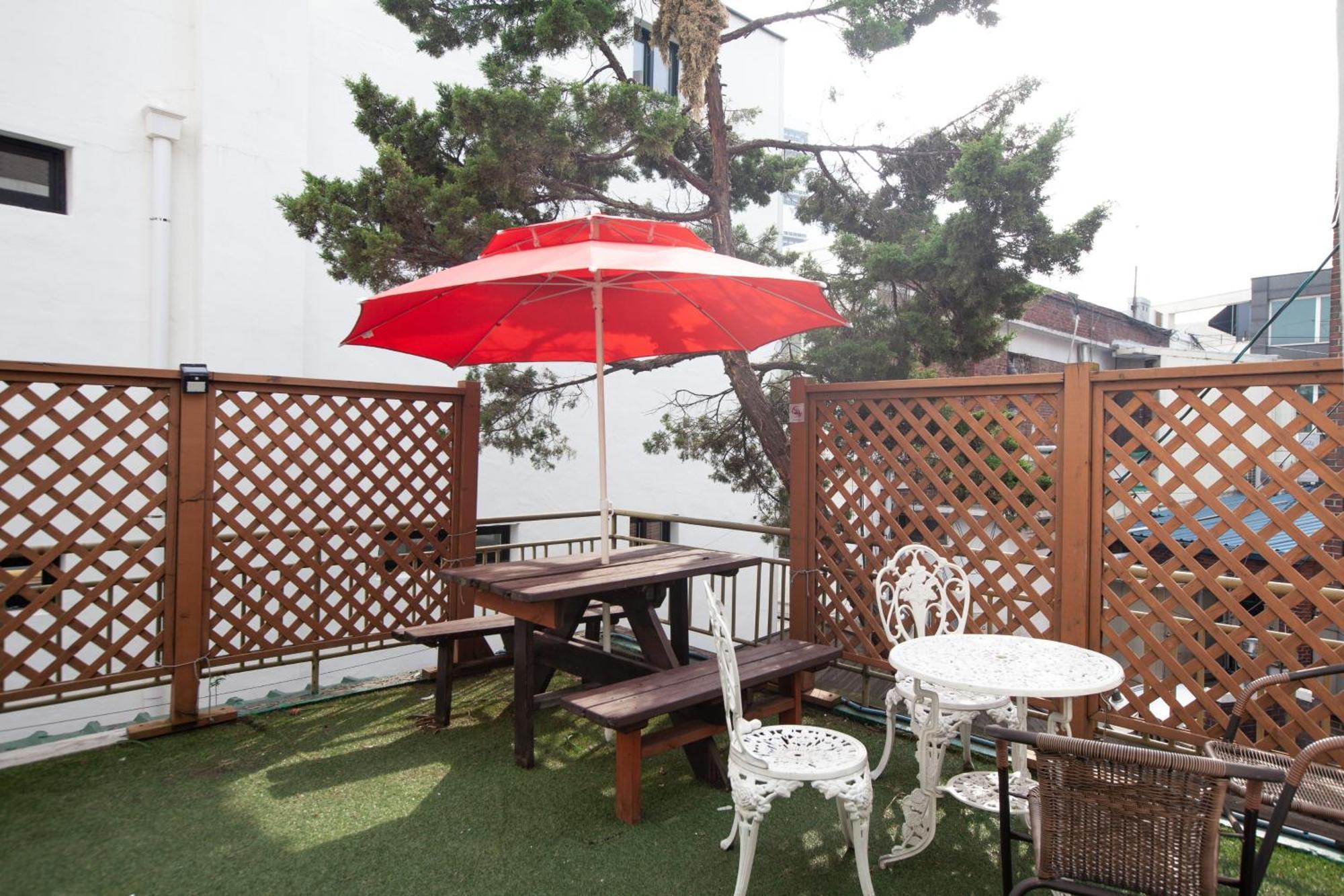 Hotel Jeong House Seúl Exterior foto